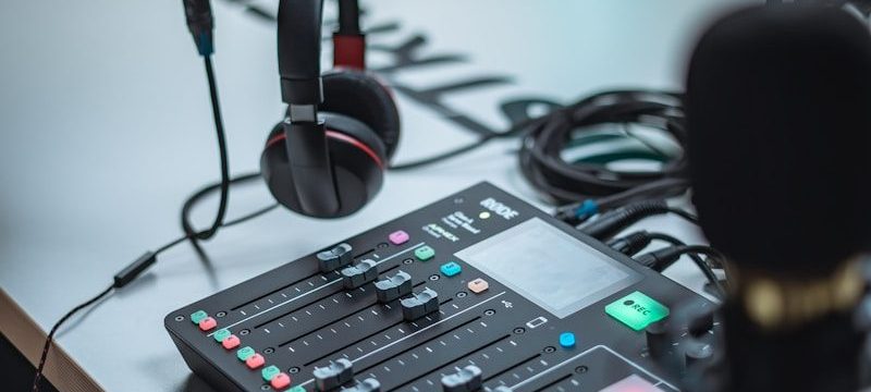 black and silver audio mixer